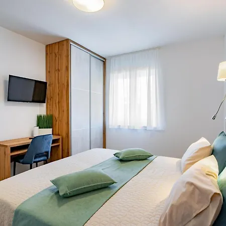 Apartment Arba Sunshine *
