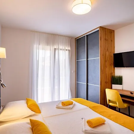 Arba Sunshine Apartman *