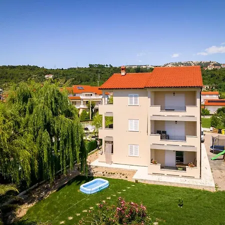 Apartment Arba Sunshine