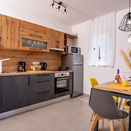 Arba Sunshine Apartman Palit