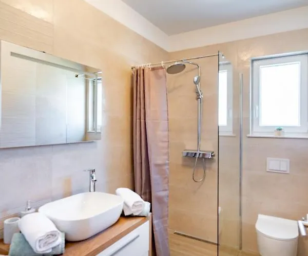 Arba Sunshine Appartement Palit